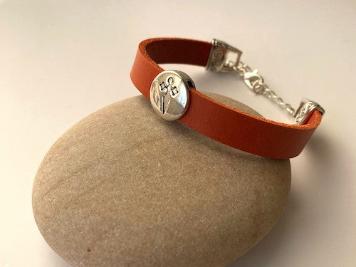 Camino de Santiago bracelet ft St James cross