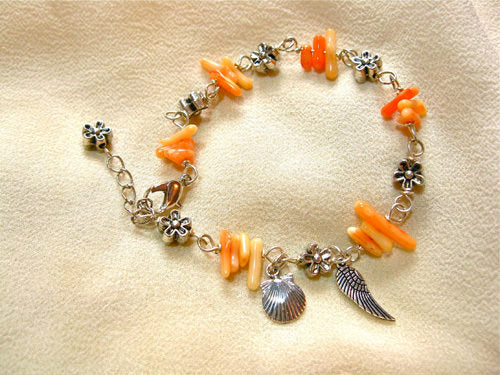 Concha travel bracelet - coral and angel wing
