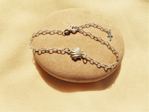 Scallop shell bracelet for someone on a journey