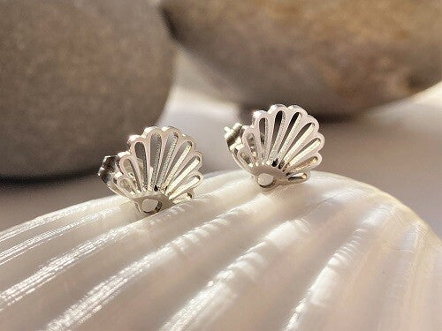 Wellbeing jewelry earrings - concha shell