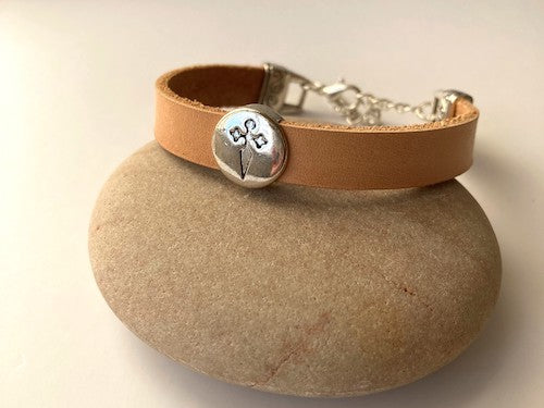 Camino de Santiago bracelet ft St James cross